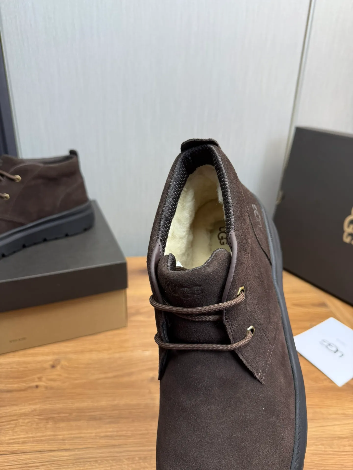 Men's shoes 💰480💰 [UGG] Hot winter warm boots 🐑Purely hand-stitched! Simple and stylish design, frosted cowhide➕Comfortable and warm wool➕UGG original outsole‼ ️Soft and comfortable to wear, good warmth retention, and excellent foot feel. Regular size 41-47